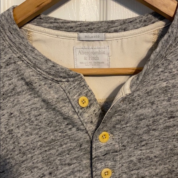 Abercrombie & Fitch - sweatshirt style Henley - Picture 5 of 6